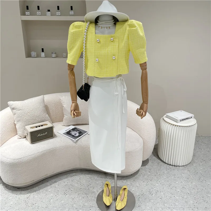 Women's Spring Summer 2021 Fashion Square neck temperament double breasted short coat Versatile short sleeve top
Women's Spring Summer 2021 Fashion Square neck temperament double breasted short coat Versatile short sleeve top
