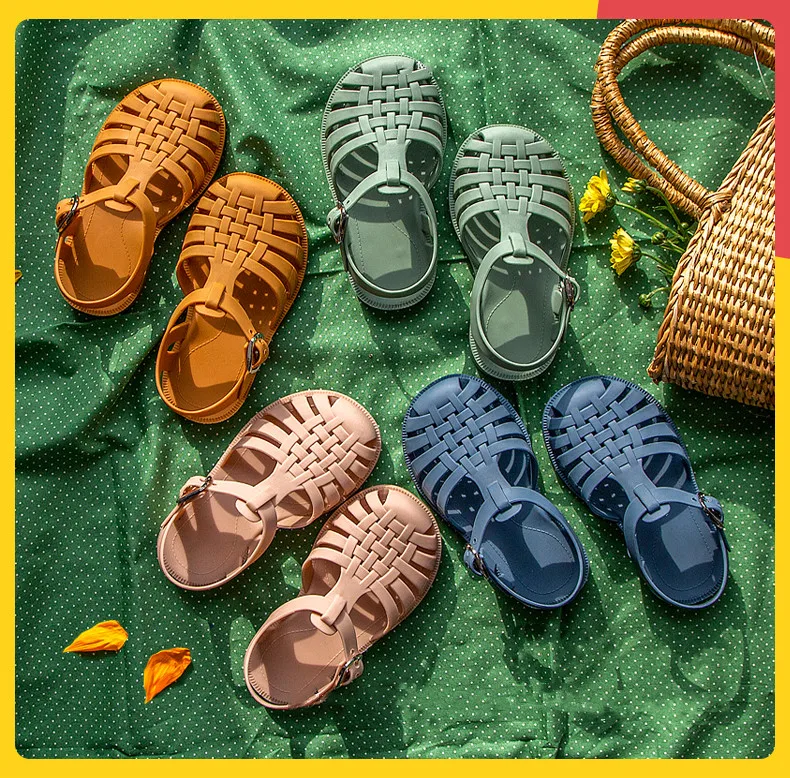 7134 Summer Children Sandals METAL BUTTONS GOOD Boys And Girls Jelly Beach Shoes Roman Hollow Cool Shoes Tpu Double Button Shoes
7134 Summer Children Sandals METAL BUTTONS GOOD Boys And Girls Jelly Beach Shoes Roman Hollow Cool Shoes Tpu Double Button Shoes