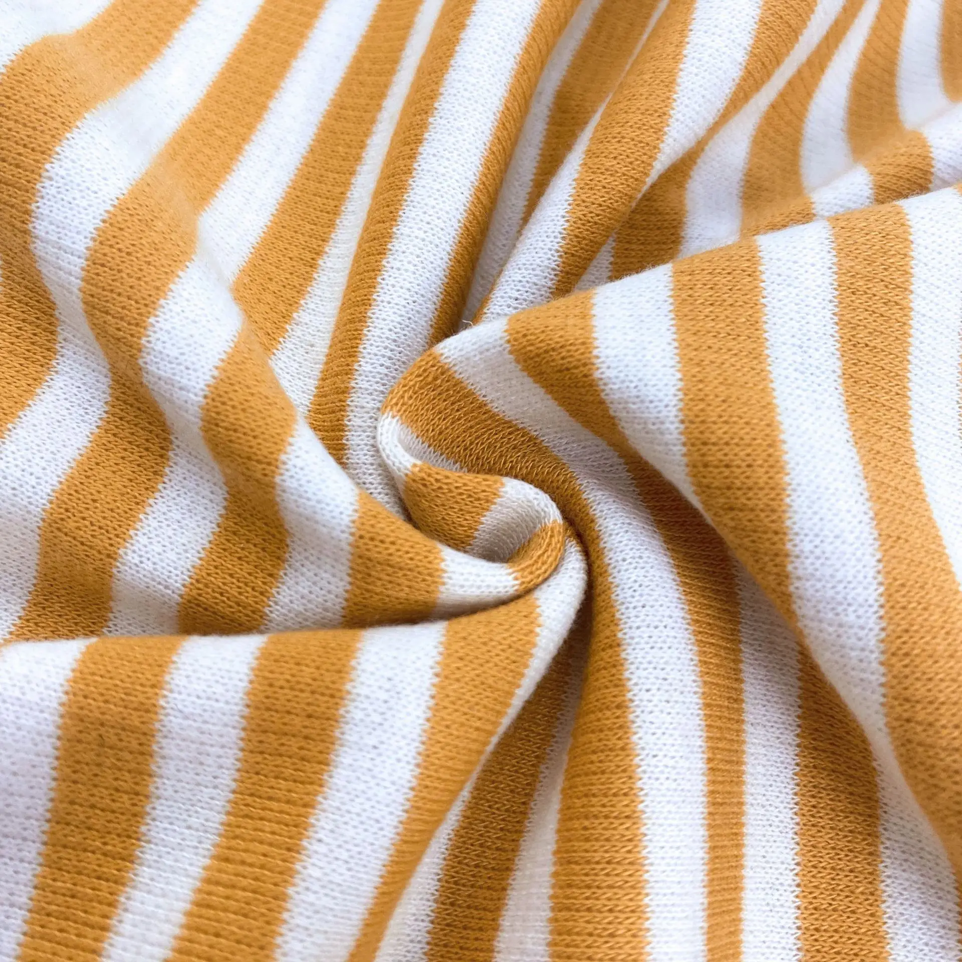 Autumn boys girls loose striped sports clothes sets Kids children cotton long sleeve hoodies and pants 2pcs sets
Autumn boys girls loose striped sports clothes sets Kids children cotton long sleeve hoodies and pants 2pcs sets