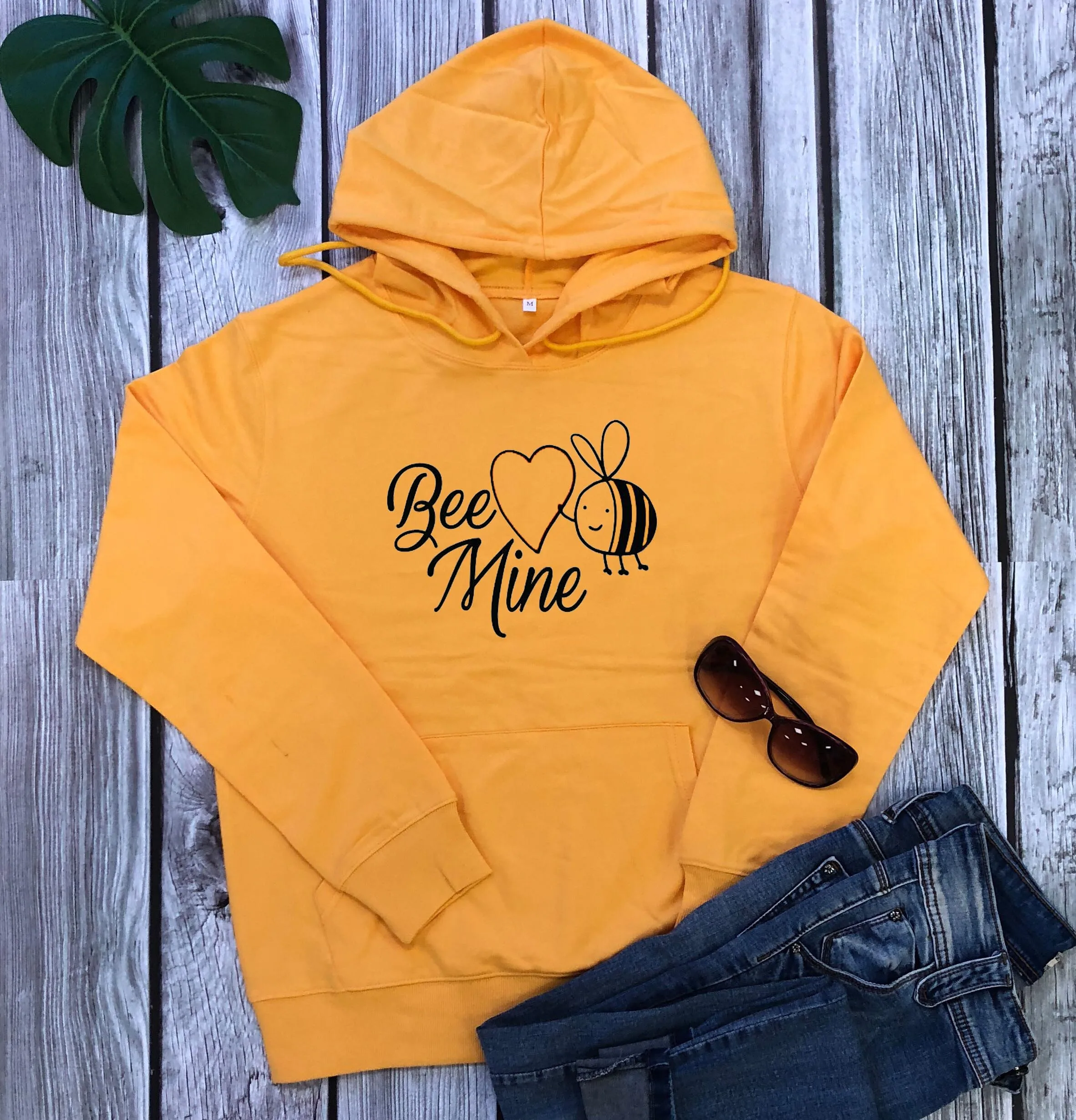Bee mine graphic funny women fashion slogan quote pure cotton casual big heart kawaii cute hoodies vintage tumblr pullovers tops
Bee mine graphic funny women fashion slogan quote pure cotton casual big heart kawaii cute hoodies vintage tumblr pullovers tops