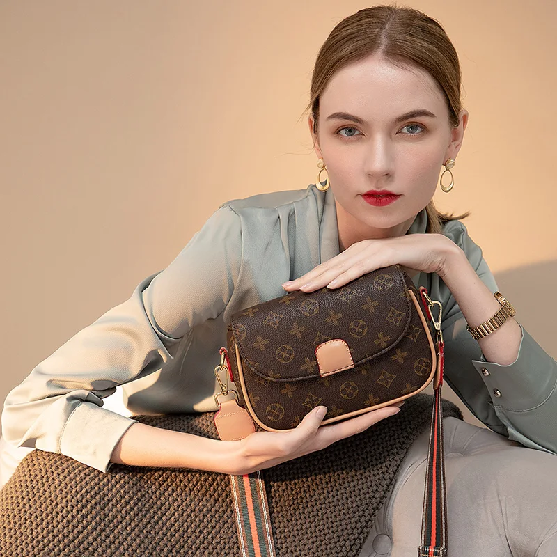 MTONG Women's Designer Branded Small PU Leather Crossbody Bag Women 2021 Trend Shoulder Handbags Travel Trending Hand Bag
MTONG Women's Designer Branded Small PU Leather Crossbody Bag Women 2021 Trend Shoulder Handbags Travel Trending Hand Bag