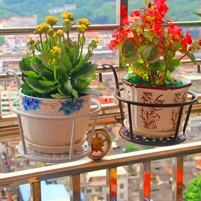 1Pc New Garden Supplies Outdoor Hanging Basket Plant Iron Racks Fence Balcony Round Flower Pot Decorations Home Garden Decor
1Pc New Garden Supplies Outdoor Hanging Basket Plant Iron Racks Fence Balcony Round Flower Pot Decorations Home Garden Decor