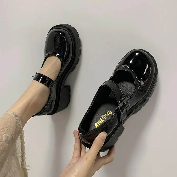 Student Shoes College Girl Student LOLITA Shoes JK Uniform Shoes PU Leather Heart-shaped Ankle-strap Mary Jane Shoes high heels
Student Shoes College Girl Student LOLITA Shoes JK Uniform Shoes PU Leather Heart-shaped Ankle-strap Mary Jane Shoes high heels