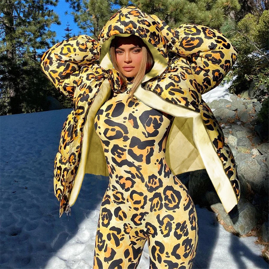 2021 New Arrivals Mock Neck Full Finger Skinny Leopard Print Women Jumpsuits Bodysuits
2021 New Arrivals Mock Neck Full Finger Skinny Leopard Print Women Jumpsuits Bodysuits