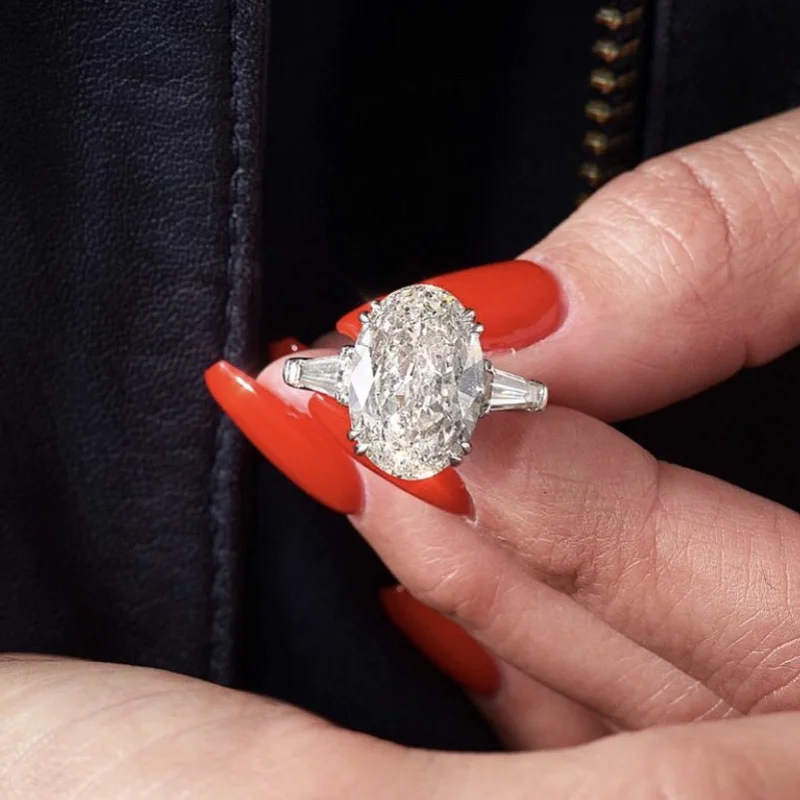 Luxury 4CT Oval Cut Simulated Diamond Rings Fine Jewelry 100% 925 Sterling Silver Wedding Engagement Cocktail Women Gift
Luxury 4CT Oval Cut Simulated Diamond Rings Fine Jewelry 100% 925 Sterling Silver Wedding Engagement Cocktail Women Gift