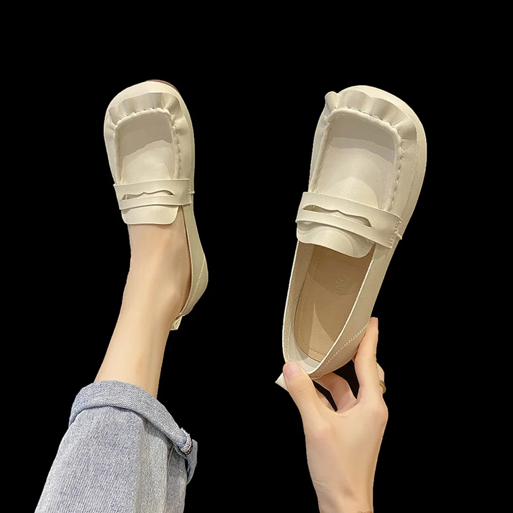 Big Size Shoes Woman Casual Female Sneakers Flats Slip-on Round Toe Shallow Mouth Autumn Large Size Moccasin New Comfortab
Big Size Shoes Woman Casual Female Sneakers Flats Slip-on Round Toe Shallow Mouth Autumn Large Size Moccasin New Comfortab