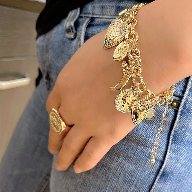 Retro Cross Bracelet Female Coin Portrait Zircon Punk Charm Ankle Bracelet Fashion Heart Men Jewelry Accessories Party CoupleG39
Retro Cross Bracelet Female Coin Portrait Zircon Punk Charm Ankle Bracelet Fashion Heart Men Jewelry Accessories Party CoupleG39
