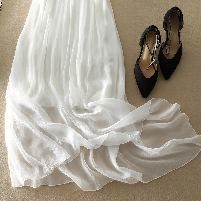 White/Blue Elegant Ruffles V-neck Pleated Maxi Dresses For Women 2021 Summer Bohemian Pleated Long Silk Dress Woman
White/Blue Elegant Ruffles V-neck Pleated Maxi Dresses For Women 2021 Summer Bohemian Pleated Long Silk Dress Woman