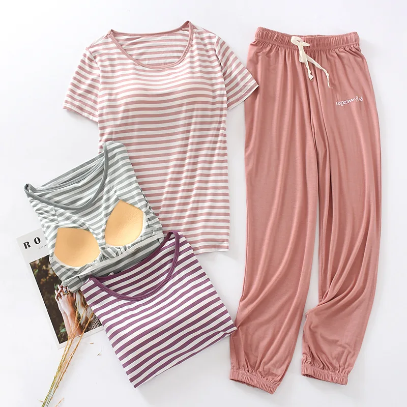 Pajamas with chest pads women's modal striped home service summer suit short-sleeved trousers thin section can be worn outside
Pajamas with chest pads women's modal striped home service summer suit short-sleeved trousers thin section can be worn outside