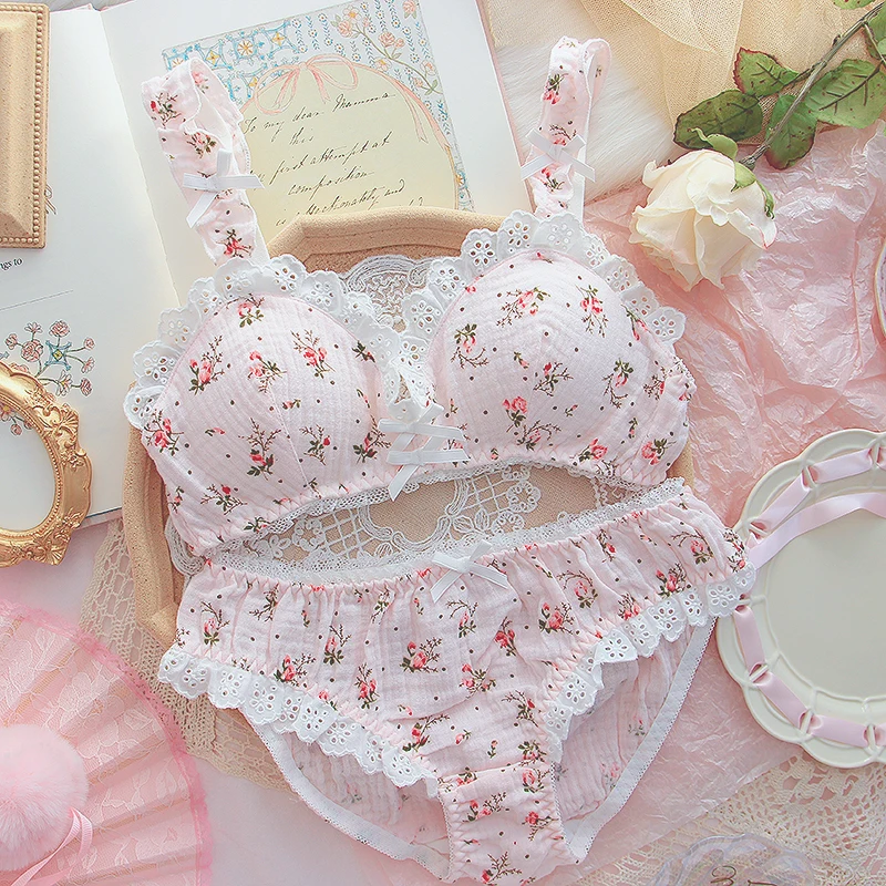 Women Japanese Sweet Floral Underwear Suit Girls Student Cotton Embroidery Lace Girly Comfortable Low Waist Bra & Panties Set
Women Japanese Sweet Floral Underwear Suit Girls Student Cotton Embroidery Lace Girly Comfortable Low Waist Bra & Panties Set