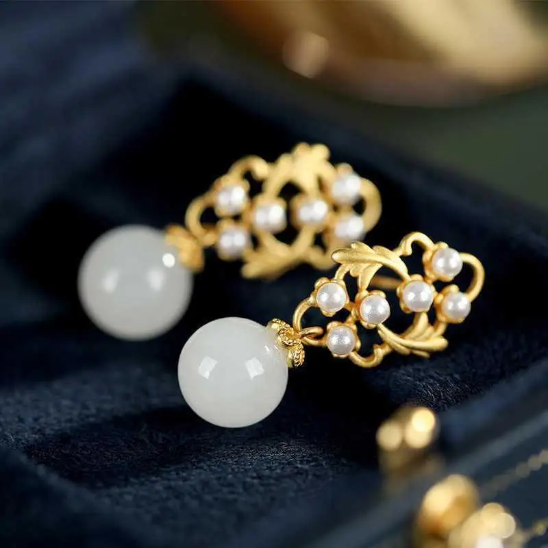 Hetian Jade Earrings Japanese Style Pearl Earrings Long Korean Elegance Retro round Face Suitable Refined Grace
Hetian Jade Earrings Japanese Style Pearl Earrings Long Korean Elegance Retro round Face Suitable Refined Grace