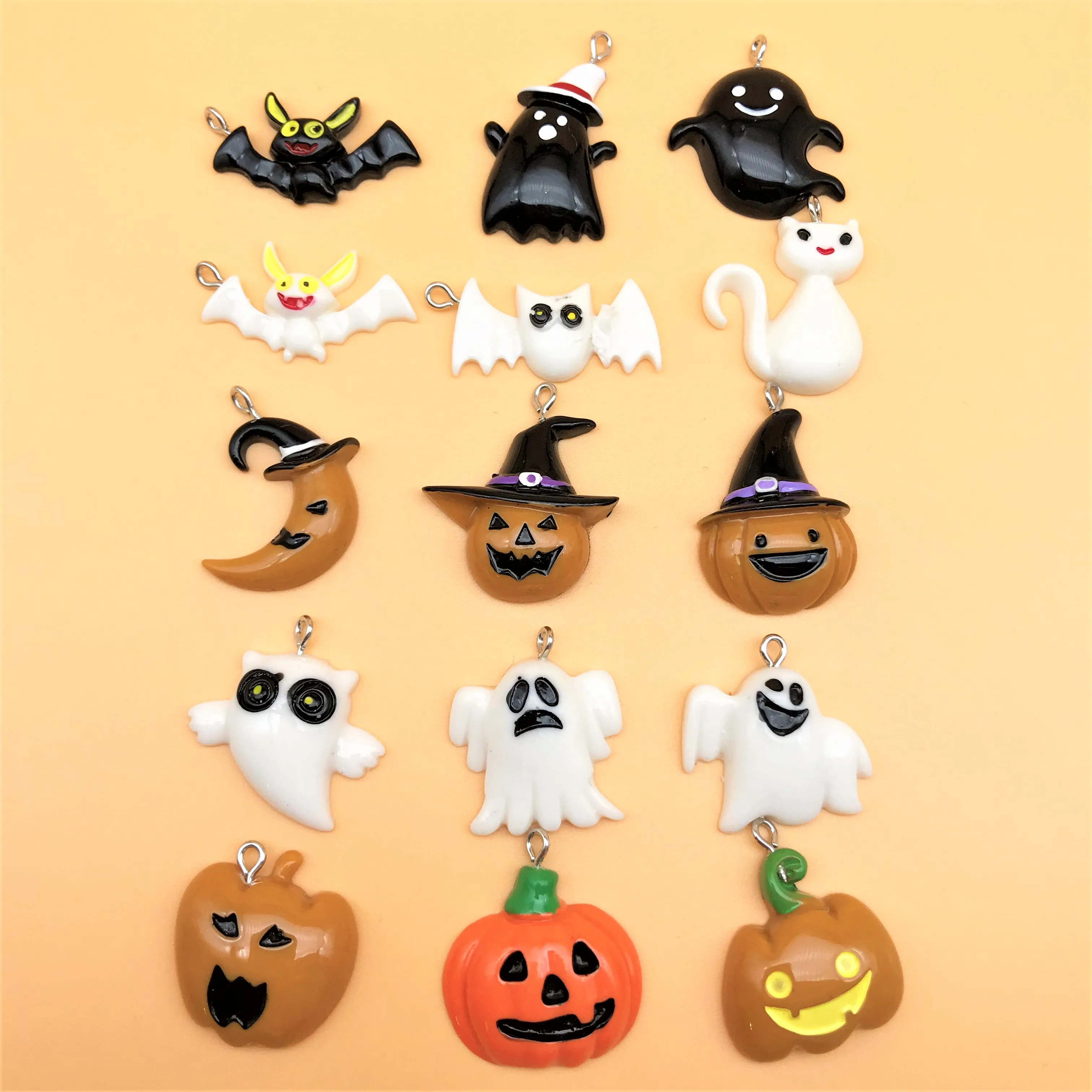 10pcs Halloween Set Pumpkin Ghost Hat Charms Pendants for DIY Bracelets Necklace Earring Keychain Jewelry Making Accessories
10pcs Halloween Set Pumpkin Ghost Hat Charms Pendants for DIY Bracelets Necklace Earring Keychain Jewelry Making Accessories