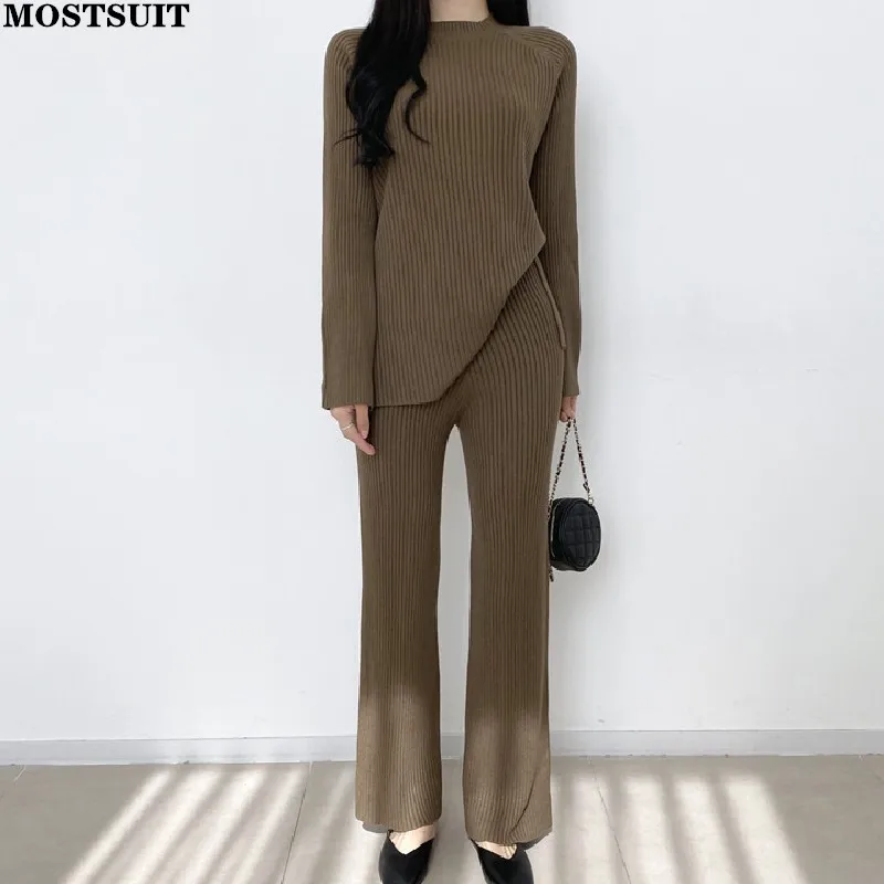 Solid Soft Warm Two Piece Pant Set Women Autumn Winter Split Sweater & Wide Leg Pants Vintage Fashion Female Pant Sets
Solid Soft Warm Two Piece Pant Set Women Autumn Winter Split Sweater & Wide Leg Pants Vintage Fashion Female Pant Sets