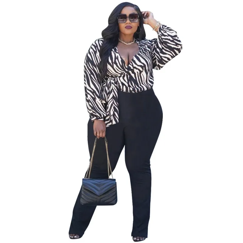 XL-5XL Plus Size Two Piece Set Dashiki Traditional African Clothing Women Stripe Print Bodycon Tops Pants Suits Africa Clothes 
XL-5XL Plus Size Two Piece Set Dashiki Traditional African Clothing Women Stripe Print Bodycon Tops Pants Suits Africa Clothes