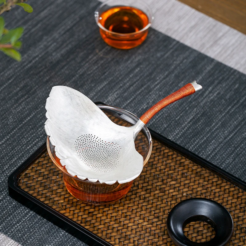 Ag999 Sterling Silver Tea Mesh Infuser Sphere Strainer Handmade Ginkgo Leaf Tea Filter Locking Spice Kitchen Tools
Ag999 Sterling Silver Tea Mesh Infuser Sphere Strainer Handmade Ginkgo Leaf Tea Filter Locking Spice Kitchen Tools