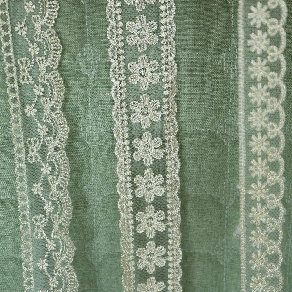5yards embroidered flower lace trims for Clothes Gold thread lace trimmings and ribbons for dress DIY craft accessories
5yards embroidered flower lace trims for Clothes Gold thread lace trimmings and ribbons for dress DIY craft accessories