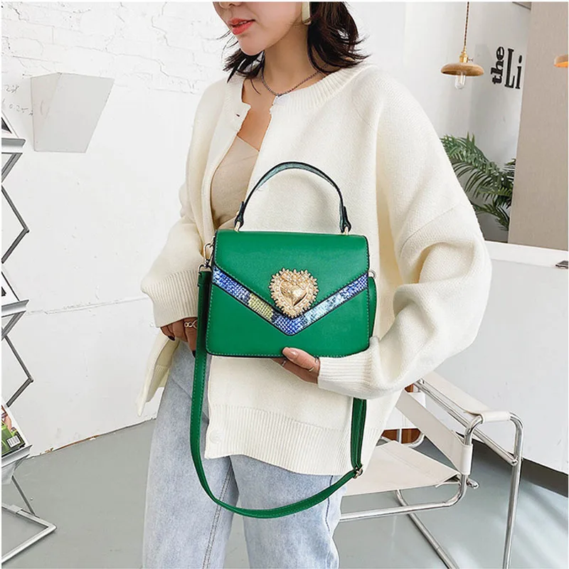 Red/Green Elegant Python Pearl-heart Lady Handbags Shoulder Bags Women's Brand Soft Leather Large-capacity Detachable-strap Bags
Red/Green Elegant Python Pearl-heart Lady Handbags Shoulder Bags Women's Brand Soft Leather Large-capacity Detachable-strap Bags