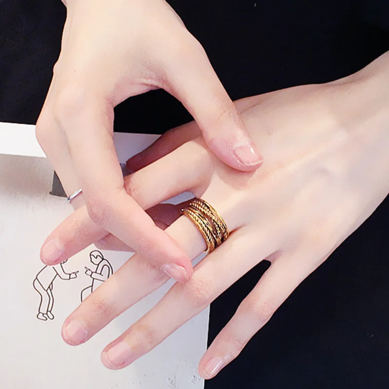 Fashion Jewelry Hot Sale Men’s Ring Personality Retro Hemp Rope Metal Ring Gift Opening Adjustable New Popular Hand Accessories
Fashion Jewelry Hot Sale Men’s Ring Personality Retro Hemp Rope Metal Ring Gift Opening Adjustable New Popular Hand Accessories