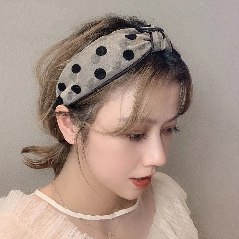 Korean Hairband Vintage Dot Lace Wide Bezel Bow Hair Bands Women For Hair Accessories Top Knotted Hair Hoop Elastic Headbands
Korean Hairband Vintage Dot Lace Wide Bezel Bow Hair Bands Women For Hair Accessories Top Knotted Hair Hoop Elastic Headbands
