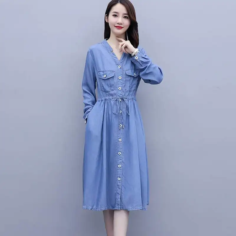 Spring Autumn Women Denim Dress Korean Fashion V-Neck Long Sleeve Shirt Dresses Woman Casual Single-breasted Knee-Length Dress
Spring Autumn Women Denim Dress Korean Fashion V-Neck Long Sleeve Shirt Dresses Woman Casual Single-breasted Knee-Length Dress