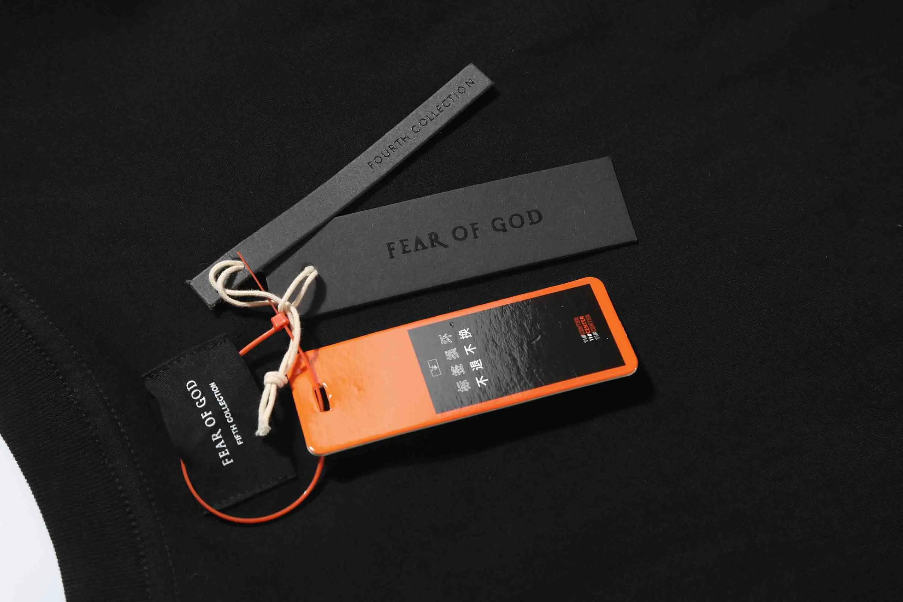 Fear of God FOG Christmas Jesus Religious Limited Cross Long Sleeve T-Shirt 
Fear of God FOG Christmas Jesus Religious Limited Cross Long Sleeve T-Shirt