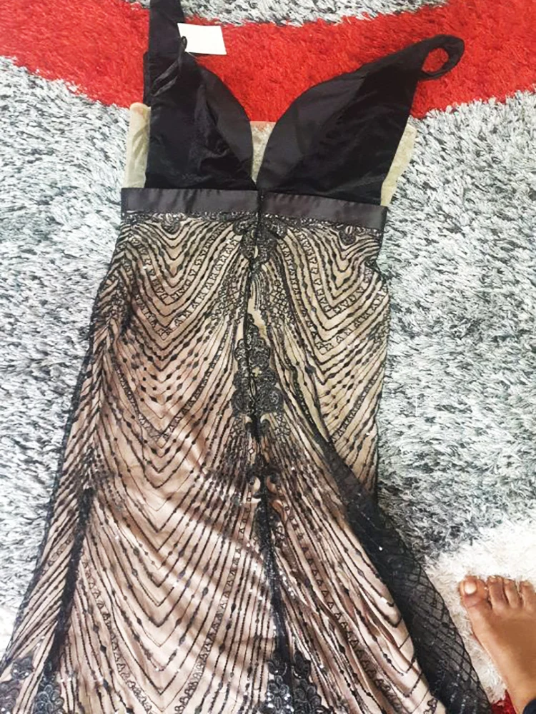 MNGRL Dubai A-Line Luxury Evening Dress Muslim 2020 Vintage Long Sleeves Sequins Sparkle Prom Party Gowns
MNGRL Dubai A-Line Luxury Evening Dress Muslim 2020 Vintage Long Sleeves Sequins Sparkle Prom Party Gowns