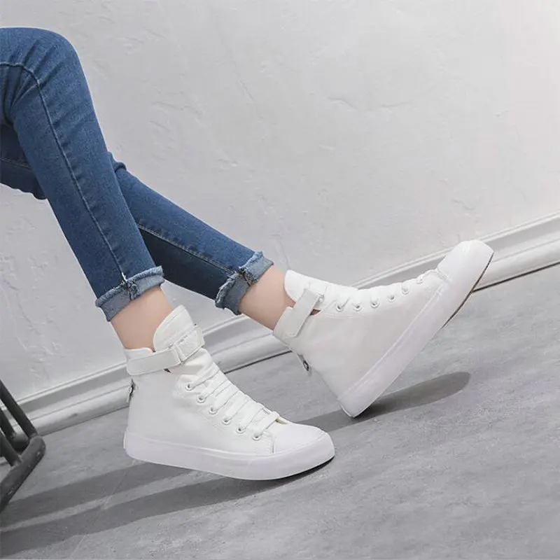 New Women Shoes High-top Comfortable fashion Sneakers Women Outdoor Casual Breathable Lace up all black Canvas Shoes
New Women Shoes High-top Comfortable fashion Sneakers Women Outdoor Casual Breathable Lace up all black Canvas Shoes