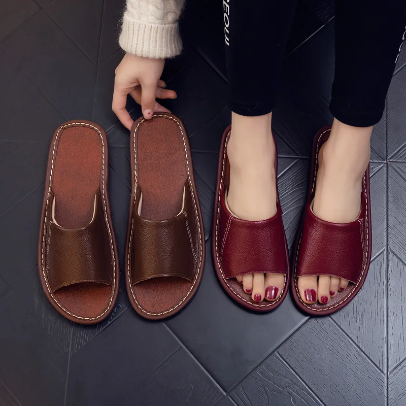Summer Women Men's Designer Genuine Leather Home Slippers House Sandals Female Ladides Silent Indoor Slides Flip Flops Shoes
Summer Women Men's Designer Genuine Leather Home Slippers House Sandals Female Ladides Silent Indoor Slides Flip Flops Shoes