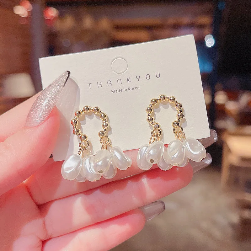 Fashion Geometric Stud Earrings for Women Korean Style 925 Silver Needle Metal Pearl Earrings Party Wedding Jewelry Gift
Fashion Geometric Stud Earrings for Women Korean Style 925 Silver Needle Metal Pearl Earrings Party Wedding Jewelry Gift
