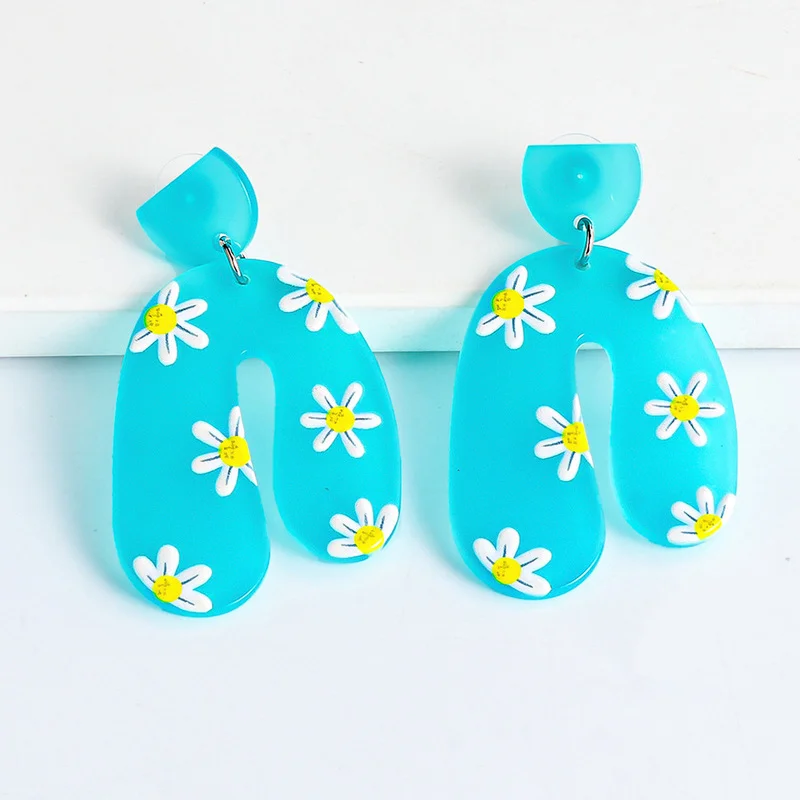Minar Creative White Color Floral Pringing Arcylic Pendant Earrings for Women Ladies Irregular U Shape Earrings Accessories
Minar Creative White Color Floral Pringing Arcylic Pendant Earrings for Women Ladies Irregular U Shape Earrings Accessories