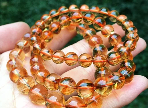 Natural Brazil Yellow Crystal Bracelet Clear Color Deep Rich Rich and Confident
Natural Brazil Yellow Crystal Bracelet Clear Color Deep Rich Rich and Confident
