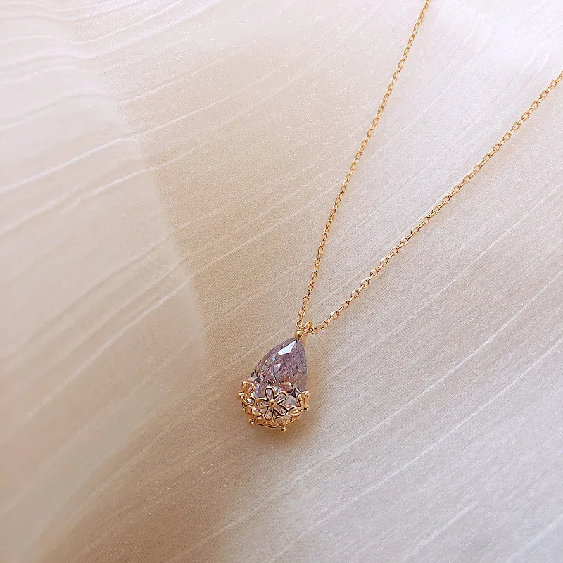 Korean Pop Pink Crystal Water Drop Pendant Necklace For Women Party Summer Beach Prom Delicate Personality Necklace Jewelry
Korean Pop Pink Crystal Water Drop Pendant Necklace For Women Party Summer Beach Prom Delicate Personality Necklace Jewelry