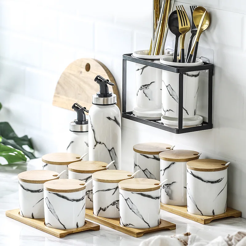 Кухонный шейкер керамическая баночка специй, для соли сахара перца, горшки для приправ, с мраморным узором, держатель для палочек, для хране...
Кухонный шейкер керамическая баночка специй, для соли сахара перца, горшки для приправ, с мраморным узором, держатель для палочек, для хране...