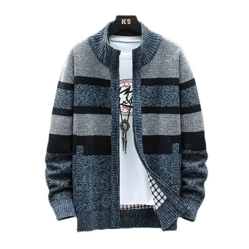 New Autumn and winter knitwear men's thick warm coat stripe zipper cardigan fashion youth street sweatwear casual sweater coat
New Autumn and winter knitwear men's thick warm coat stripe zipper cardigan fashion youth street sweatwear casual sweater coat