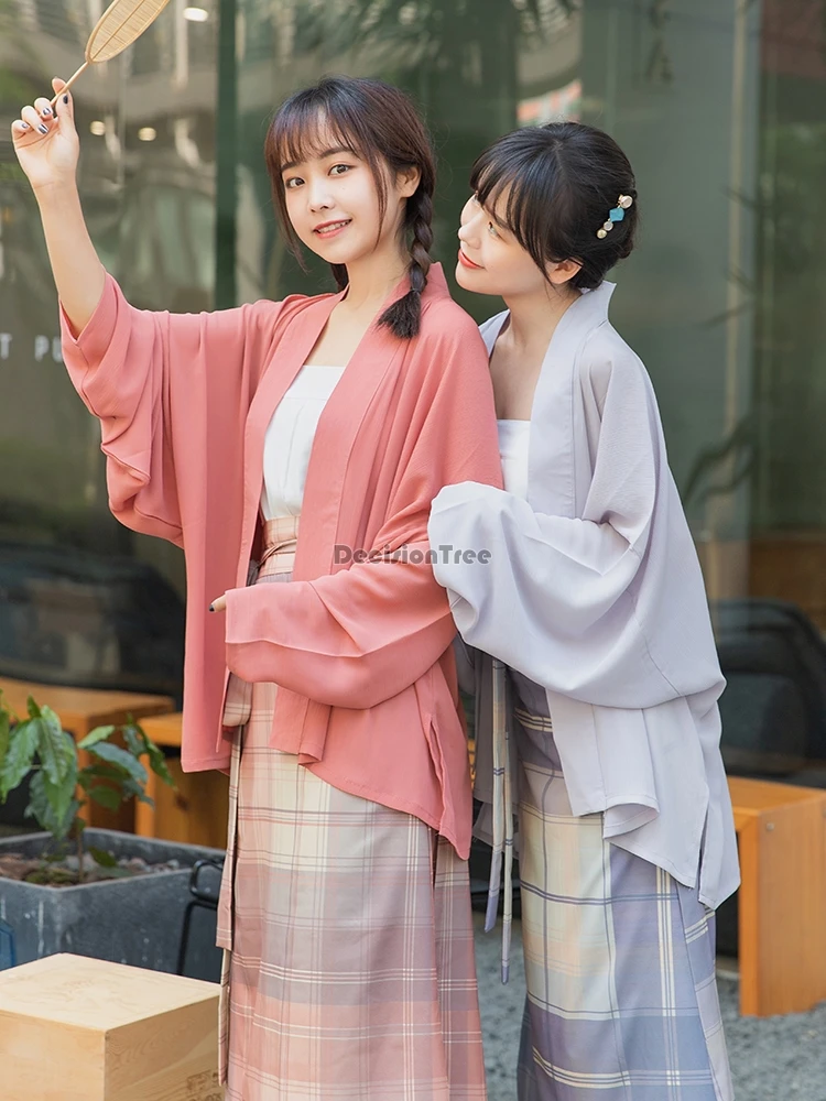 2023 traditional women hanfu costume fairy clothes chinese folk dance clothing retro princess cosplay stage performance costume
2023 traditional women hanfu costume fairy clothes chinese folk dance clothing retro princess cosplay stage performance costume
