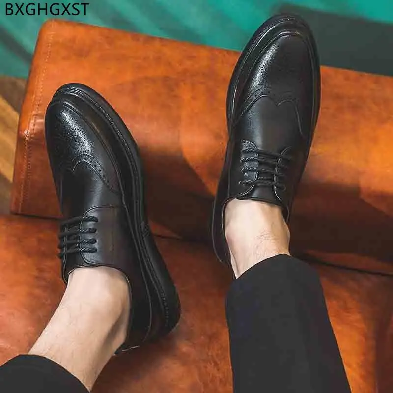 Black Brogue Shoes Man Oxford Shoes for Men 2023 Luxury Designer Leather Casual Shoes Men Zapatillas Hombre Chaussure De Homme
Black Brogue Shoes Man Oxford Shoes for Men 2023 Luxury Designer Leather Casual Shoes Men Zapatillas Hombre Chaussure De Homme