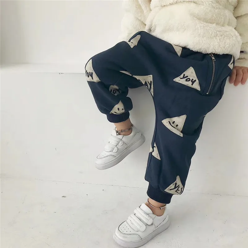 Tonytaobaby Winter New Boys and Girls Pure Cotton Plush and Thickened Casual Pants
Tonytaobaby Winter New Boys and Girls Pure Cotton Plush and Thickened Casual Pants