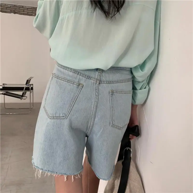 Genayooa Streetwear Biker Shorts Women Korean Style 2021 Summer Cotton Denim Shorts Jeans High Waist Cool Short Feminino Chic
Genayooa Streetwear Biker Shorts Women Korean Style 2021 Summer Cotton Denim Shorts Jeans High Waist Cool Short Feminino Chic