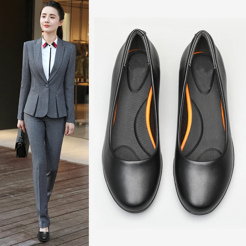 Black Leather Women's Work Shoes Sole Thick Heel Round Head Shoes Soft Sole Professional Antiskid Hotel Work Shoes
Black Leather Women's Work Shoes Sole Thick Heel Round Head Shoes Soft Sole Professional Antiskid Hotel Work Shoes