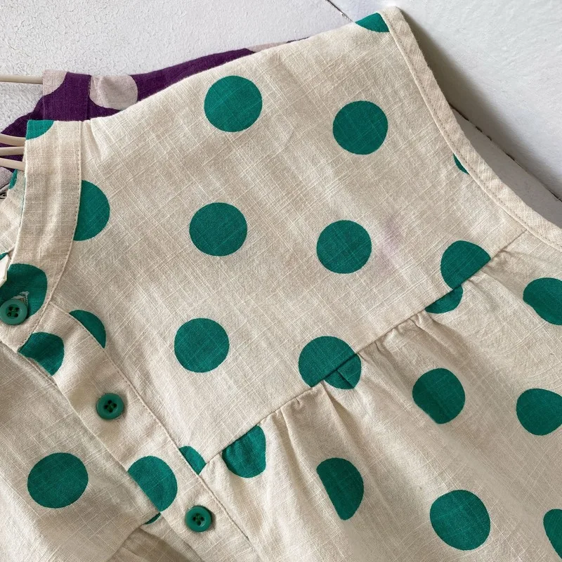 Summer Korean Style Boys and Girls Retro Style Breathable Cotton Linen Comfortable Polka Dot One-piece Wide-leg Pants Jumpsuit
Summer Korean Style Boys and Girls Retro Style Breathable Cotton Linen Comfortable Polka Dot One-piece Wide-leg Pants Jumpsuit