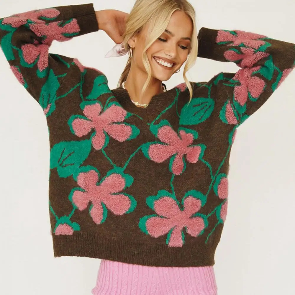 Autumn Winter Sweater Fashion Flower Embroidery Sweaters Women Casual V-Neck Loose Pullover Oversized Thich Jumper 90S Knitwear
Autumn Winter Sweater Fashion Flower Embroidery Sweaters Women Casual V-Neck Loose Pullover Oversized Thich Jumper 90S Knitwear