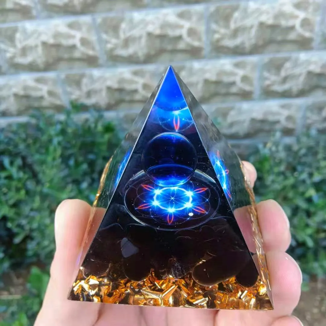Пирамида из органита fHandmade K9, синяя кристаллическая Сфера, цветок жизни, пирамида из органа с обсидианом, исцеляющая энергию, пирамида из орг...
Пирамида из органита fHandmade K9, синяя кристаллическая Сфера, цветок жизни, пирамида из органа с обсидианом, исцеляющая энергию, пирамида из орг...