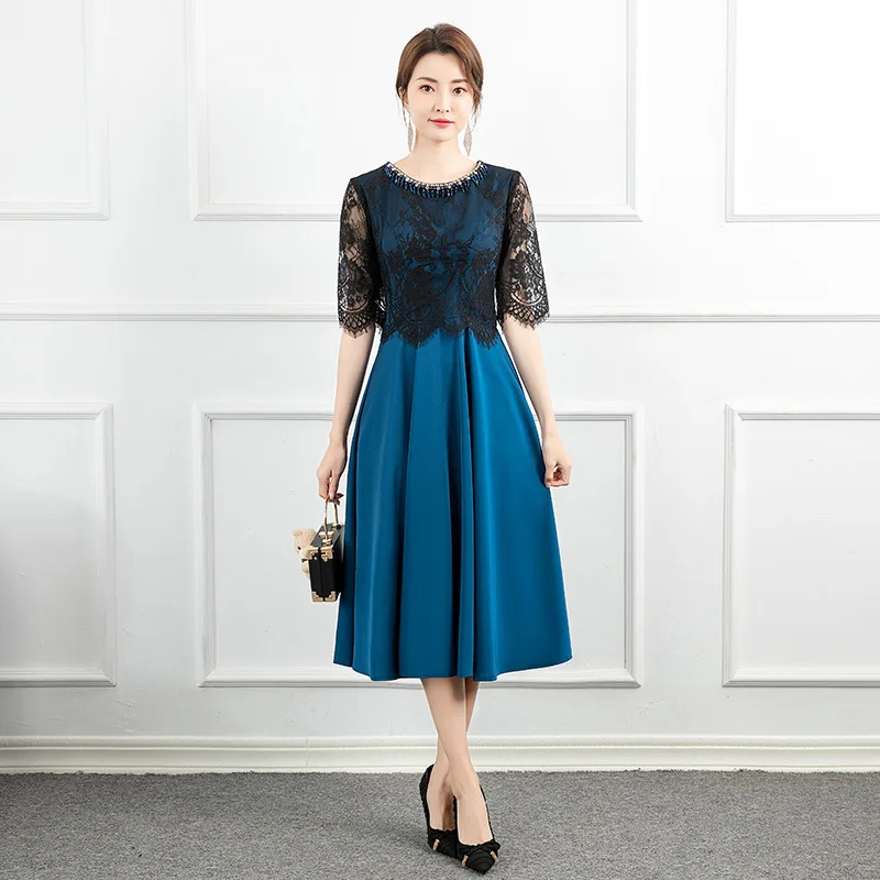 Sexy Lace Floral Women Evening Dress Mid-Length Satin Pleated Dresses Banquet Bride Bridesmaid Wedding Skirt Elegant Prom Gown
Sexy Lace Floral Women Evening Dress Mid-Length Satin Pleated Dresses Banquet Bride Bridesmaid Wedding Skirt Elegant Prom Gown