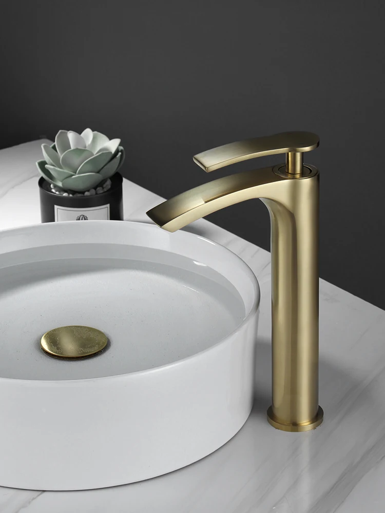 Bathroom Basin All Copper Waterfall Type Water Cooling And Hot Water Mixing Toilet Tap Nordic Luxury Simple Style Brushed Gold
Bathroom Basin All Copper Waterfall Type Water Cooling And Hot Water Mixing Toilet Tap Nordic Luxury Simple Style Brushed Gold
