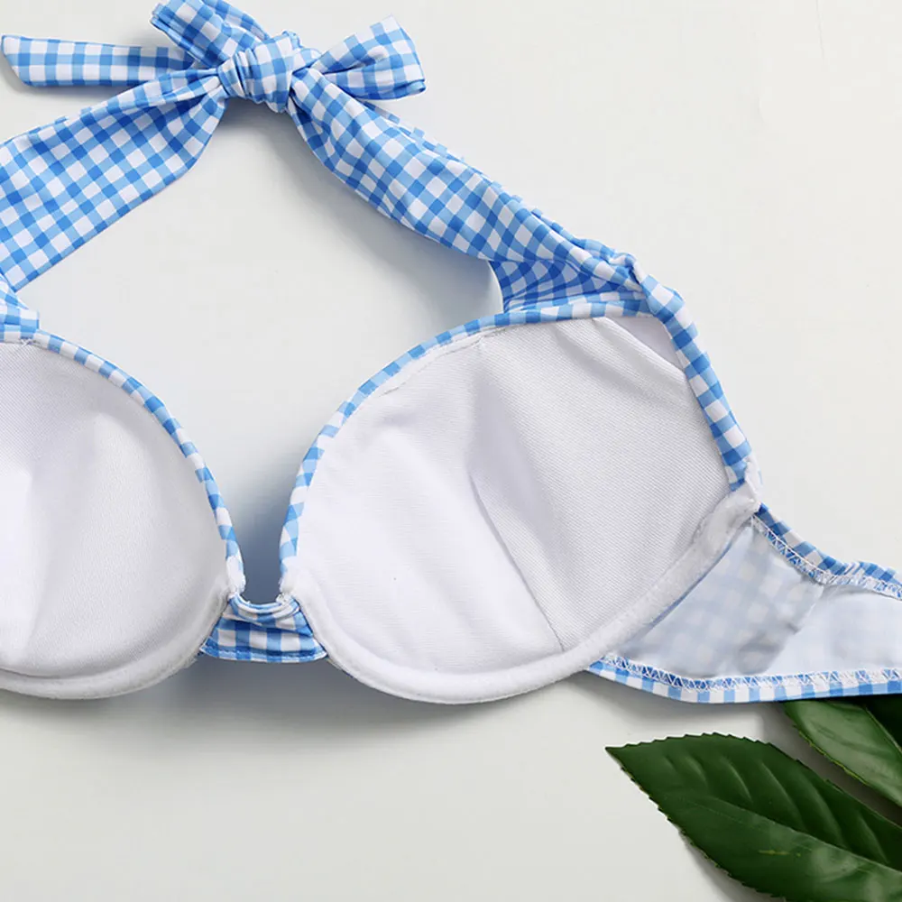 New European and American bikini halter straps split plaid high waist bikini sexy backless small fresh
New European and American bikini halter straps split plaid high waist bikini sexy backless small fresh