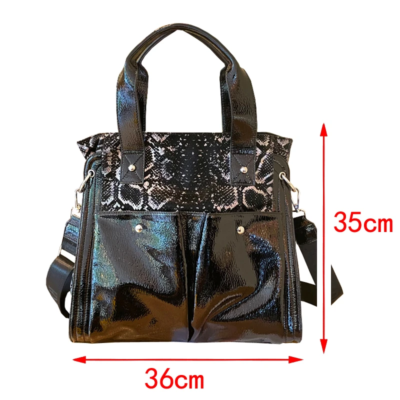 Rivet Vertical Lettered Printing Luxury Handbag Big pocket Women Handbag Brand 2021 Fashion Large Capacity Shoulder Travel Bag
Rivet Vertical Lettered Printing Luxury Handbag Big pocket Women Handbag Brand 2021 Fashion Large Capacity Shoulder Travel Bag