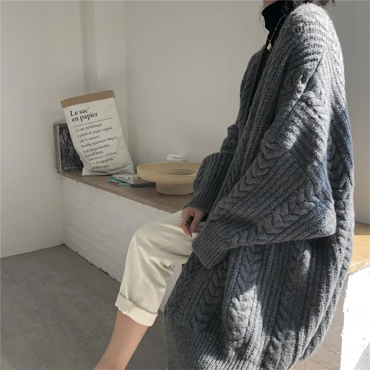Long Cardigan Sweater Women Korean Fashion Casual Soft Solid Color Loose Large Size Long Sleeve Bat Sleeve Knitted Sweater
Long Cardigan Sweater Women Korean Fashion Casual Soft Solid Color Loose Large Size Long Sleeve Bat Sleeve Knitted Sweater