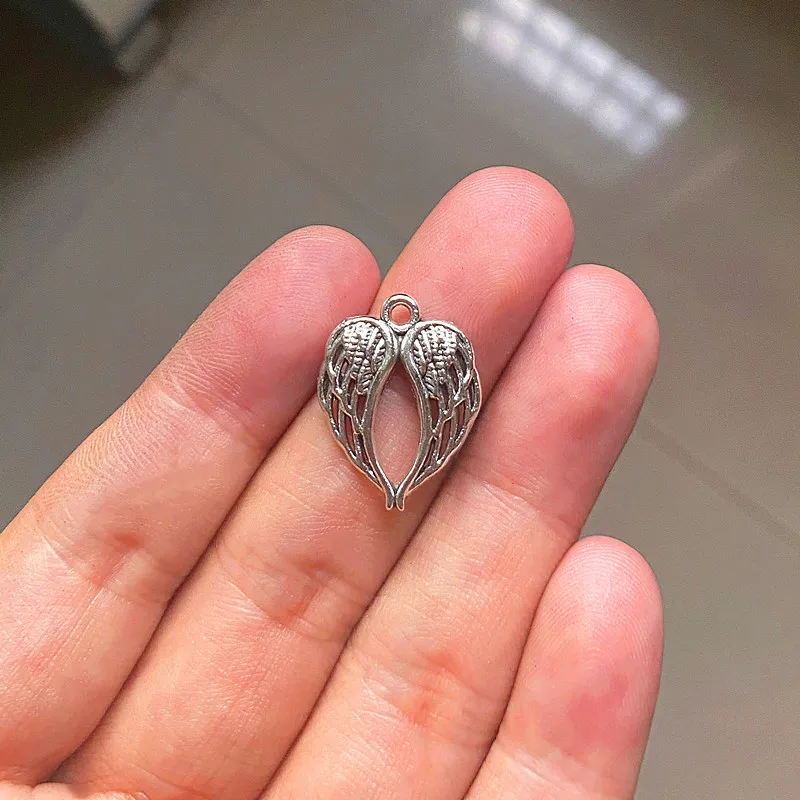 60PCS/Lot Angel Wings Connector Pendants,For Women DIY Necklaces Bracelets Handmade Earrings Accessories,Charms Jewelry Makeing
60PCS/Lot Angel Wings Connector Pendants,For Women DIY Necklaces Bracelets Handmade Earrings Accessories,Charms Jewelry Makeing
