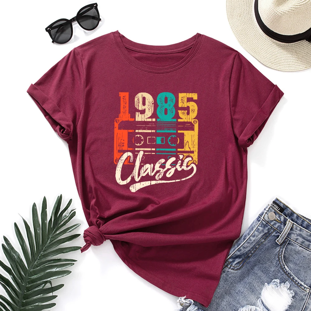 Vintage Graphic Basic Tee Femme Harajuku Short Sleeve Loose Tops Women Cotton Tshirt 1985 Classic Tape Print T Shirts
Vintage Graphic Basic Tee Femme Harajuku Short Sleeve Loose Tops Women Cotton Tshirt 1985 Classic Tape Print T Shirts
