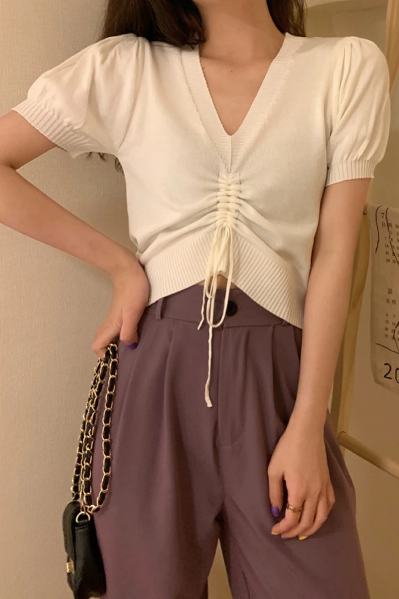 Spring Summer Women Thin Knitted T-shirts Korean Elegant Chic V Neck Puff Sleeve Bandage Lace-up Solid Color Slim Short Top Tees
Spring Summer Women Thin Knitted T-shirts Korean Elegant Chic V Neck Puff Sleeve Bandage Lace-up Solid Color Slim Short Top Tees